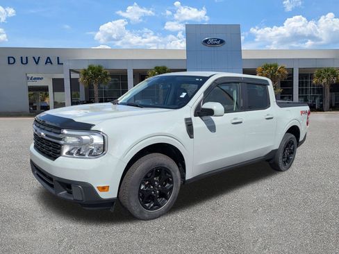 Used 2022 Ford Maverick Lariat w/ Equipment Group 500A Standard image 8