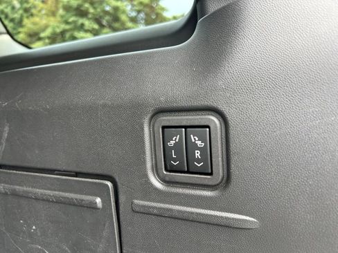 Used 2025 GMC Hummer EV 3X AWD/4WD image 47