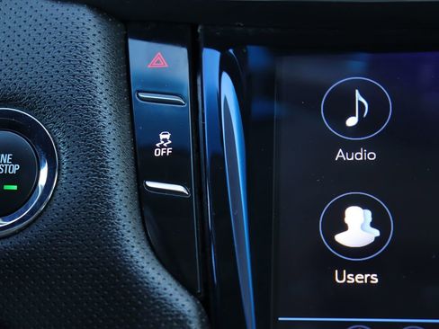 Used 2019 Cadillac XTS Luxury image 25