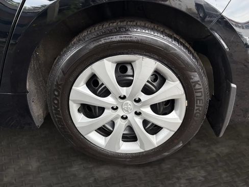Used 2024 Toyota Corolla LE FWD image 35