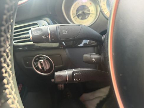 Used 2016 Mercedes-Benz CLS 400 4MATIC w/ Premium 2 Package image 13