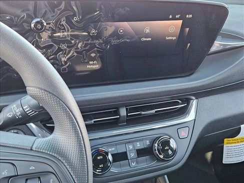 New 2026 Buick Envista Preferred image 12