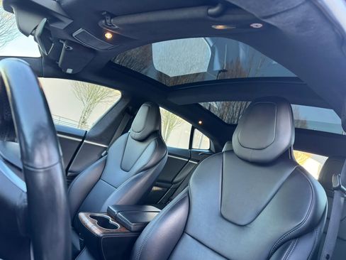 Used 2017 Tesla Model S 75D image 48