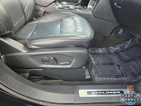 Used 2018 Ford Explorer Platinum AWD/4WD image 54