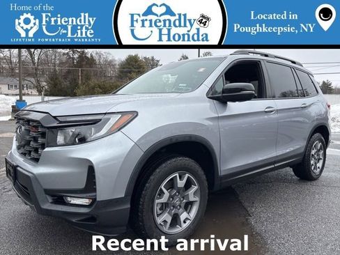 Used 2023 Honda Passport TrailSport image 1