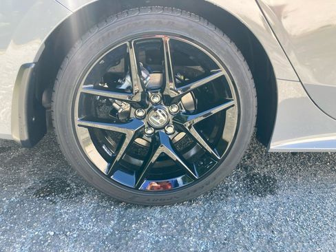 Certified 2025 Honda Civic Sport image 23