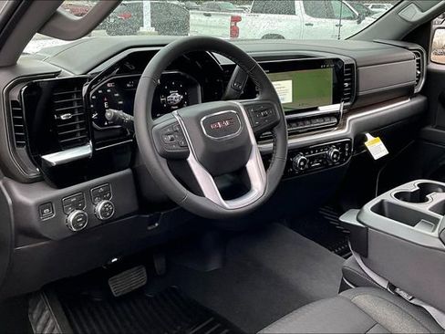New 2026 GMC Sierra 1500 Elevation image 6