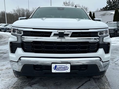 Used 2024 Chevrolet Silverado 1500 LT image 9