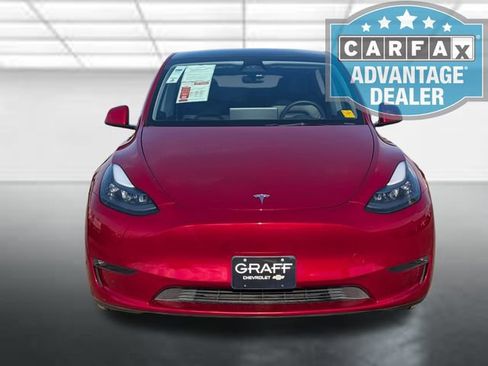 Used 2024 Tesla Model Y Long Range AWD/4WD image 22