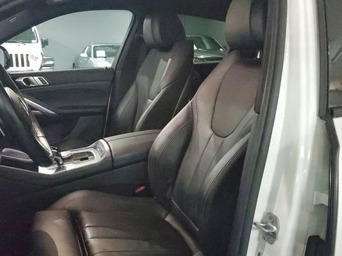 Used 2022 BMW X6 xDrive40i w/ M Sport Package image 21