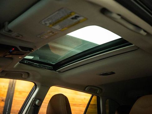 Used 2022 Subaru Outback Touring XT w/ Popular Package #2 image 27