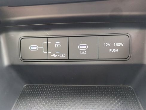 New 2026 Hyundai Tucson SE image 24