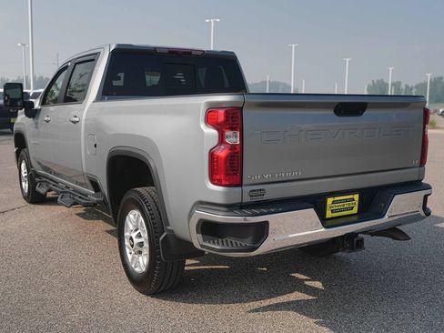 Used 2024 Chevrolet Silverado 2500 LT w/ Safety Package AWD/4WD image 8