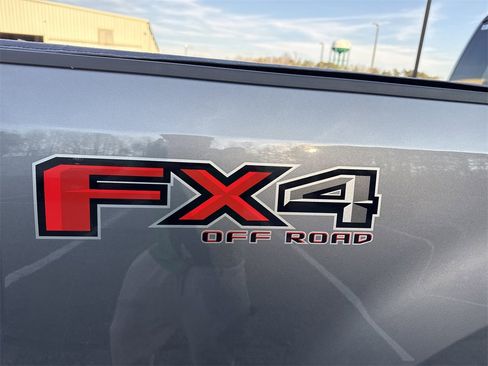 Used 2021 Ford F250 XL w/ STX Appearance Package image 19