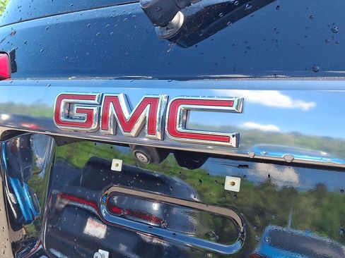 Certified 2023 GMC Acadia AT4 AWD/4WD image 35