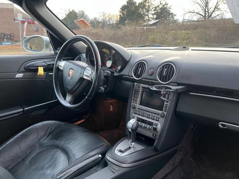 Used 2006 Porsche Boxster image 11