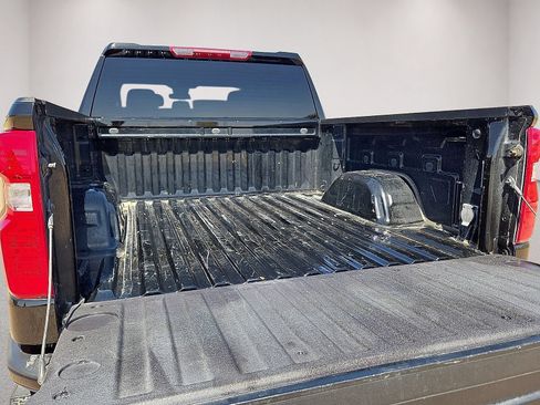 Used 2023 Chevrolet Silverado 1500 Custom RWD image 13