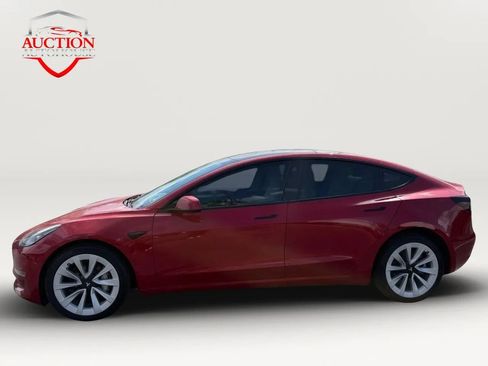 Used 2022 Tesla Model 3 Long Range AWD/4WD image 2