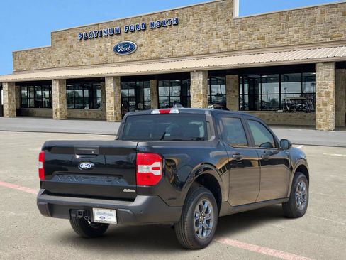 New 2026 Ford Maverick XLT w/ XLT Luxury Package FWD image 5