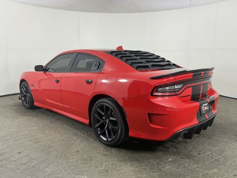 Used 2023 Dodge Charger R/T w/ Blacktop Package RWD image 5