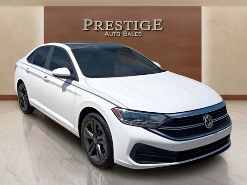 Used 2023 Volkswagen Jetta SE FWD image 33