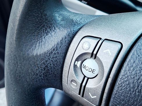 Used 2012 Toyota RAV4 4WD w/ Value Pkg image 24