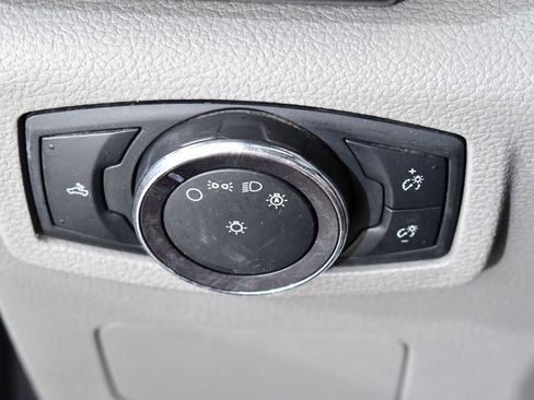 Used 2019 Ford F250 XLT w/ Snow Plow Prep Package image 32