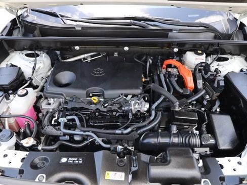 Certified 2022 Toyota RAV4 Limited AWD/4WD image 30