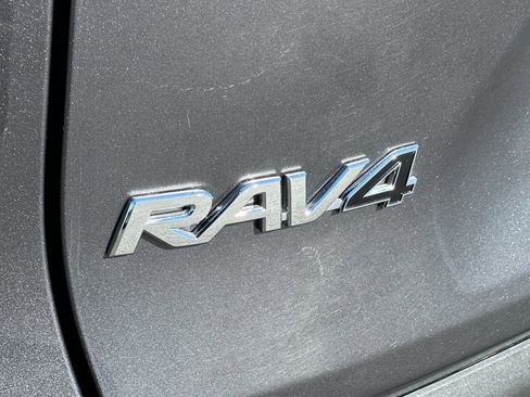 Used 2024 Toyota RAV4 XLE image 27