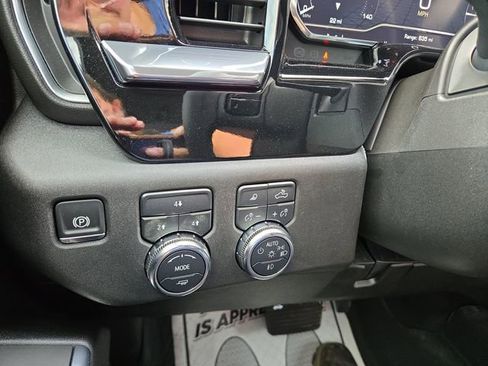 New 2025 GMC Sierra 3500 SLE w/ SLE Convenience Package image 19