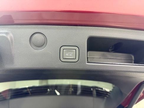 New 2026 Chevrolet Equinox RS w/ Convenience Package III image 8