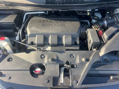 Used 2016 Honda Odyssey EX-L image 46
