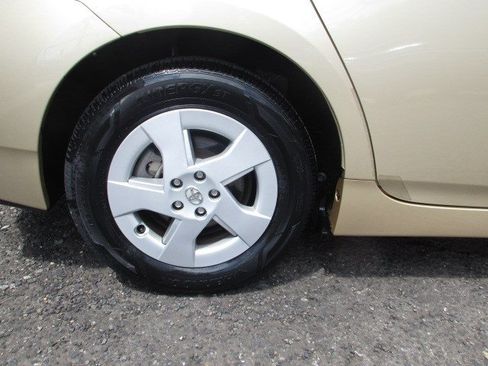 Used 2011 Toyota Prius Two FWD image 10