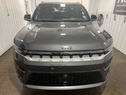 New 2026 Jeep Grand Wagoneer 4WD