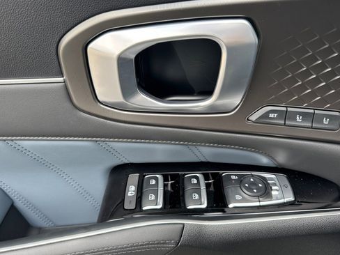 New 2025 Kia Sorento SX Prestige image 12