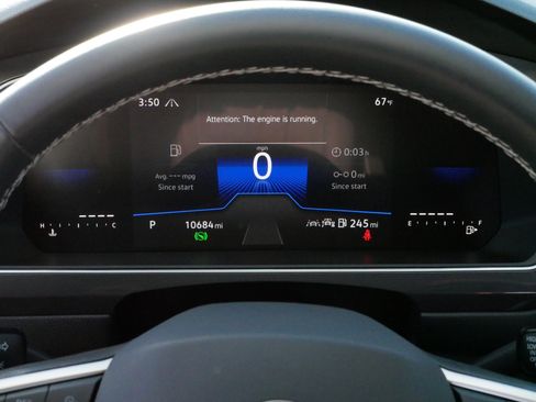 Certified 2024 Volkswagen Tiguan S image 21