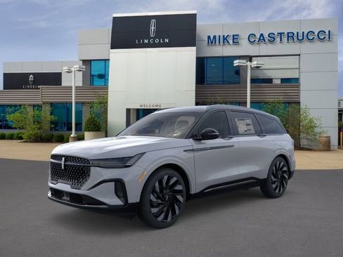 New 2026 Lincoln Nautilus Reserve w/ Jet Appearance Package AWD/4WD image 1