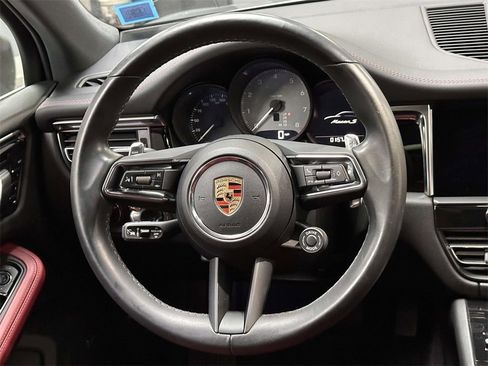 Used 2024 Porsche Macan S image 16