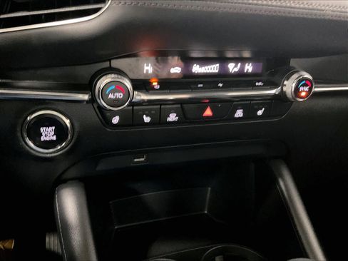 Used 2021 MAZDA MAZDA3 AWD 2.5 Turbo Hatchback image 25