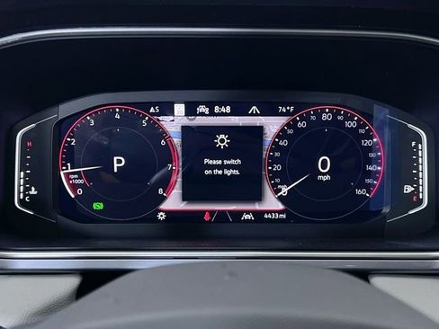 Used 2025 Volkswagen Taos SEL image 15