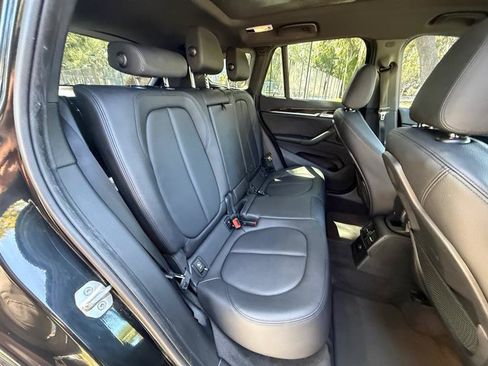 Used 2018 BMW X1 sDrive28i FWD image 16