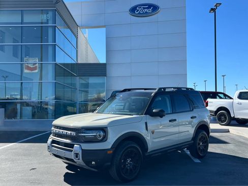 Certified 2025 Ford Bronco Sport Badlands w/ Badlands Tech Package image 1
