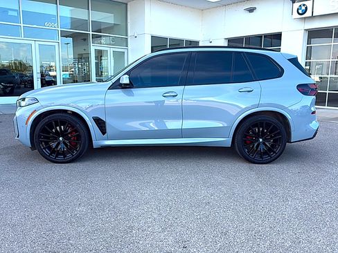 Used 2024 BMW X5 xDrive40i w/ M Sport Package AWD/4WD image 4
