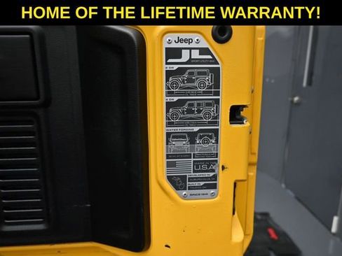 Used 2018 Jeep Wrangler Unlimited Rubicon w/ Cold Weather Group AWD/4WD image 42