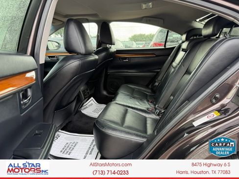 Used 2013 Lexus ES 300h w/ Luxury Pkg FWD image 40