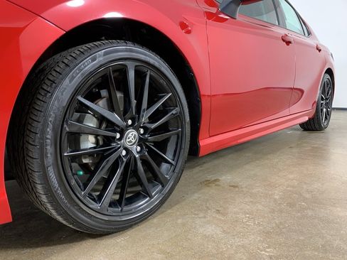 Used 2022 Toyota Camry XSE image 2