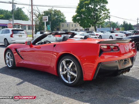 Used 2014 Chevrolet Corvette Stingray Convertible RWD image 5