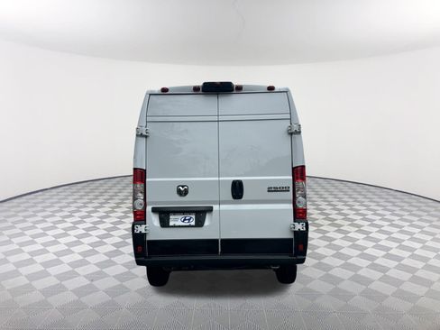 Used 2023 RAM ProMaster 2500 image 8