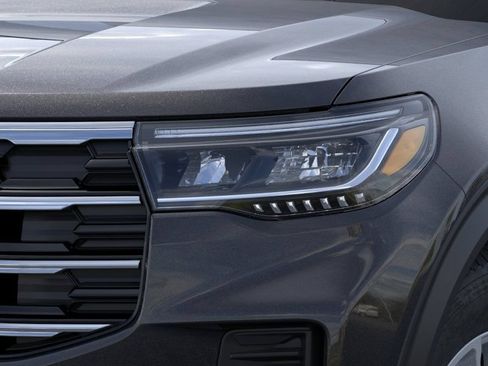 New 2026 Ford Explorer Active RWD image 41