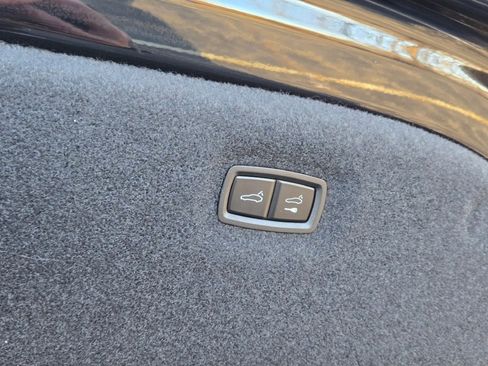 Used 2025 Porsche Taycan 4S image 16